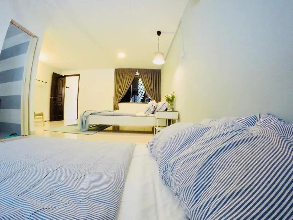 Holiday home 35Mandalay At Georgetown 5 Bedroom For 7-15 Pax Malaysia