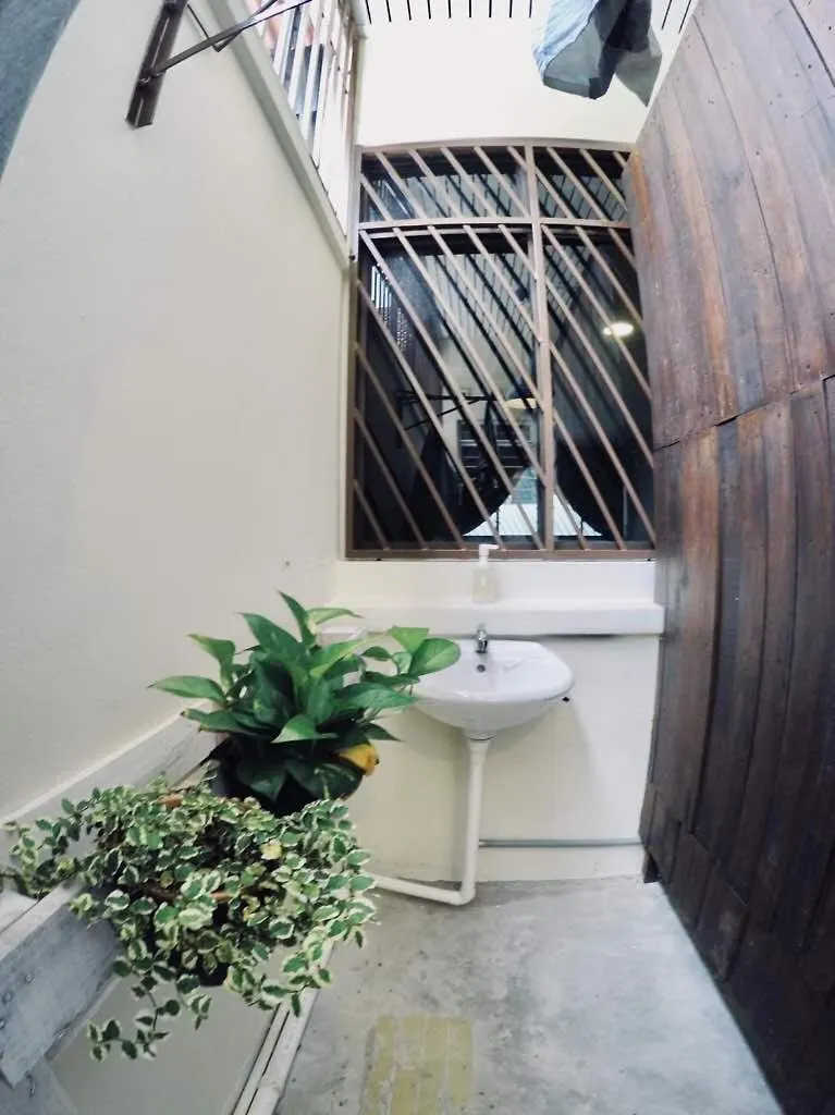 35Mandalay At Georgetown 5 Bedroom For 7-15 Pax Malaysia