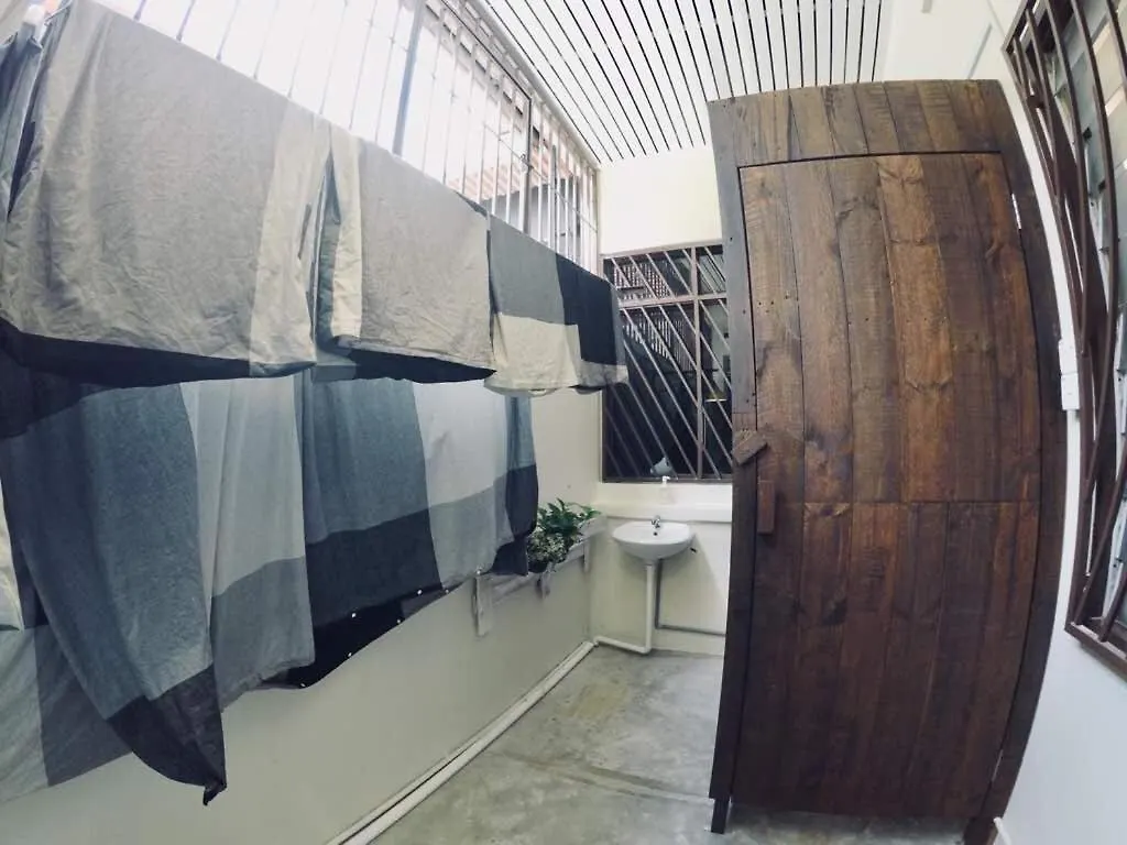 35Mandalay At Georgetown 5 Bedroom For 7-15 Pax 0*, George Town